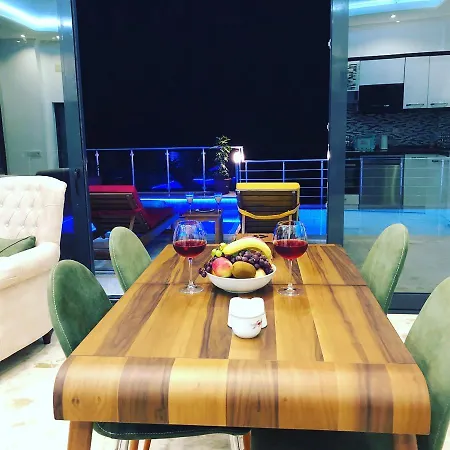Cinar Hotel